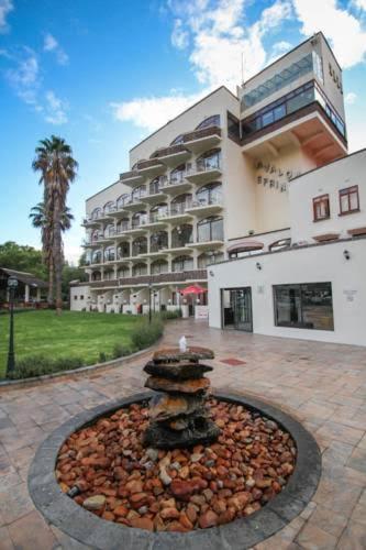 Avalon Springs Resort Montagu Extérieur photo
